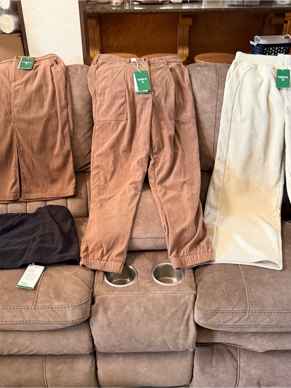HALARA Size Medium 4 piece bundle